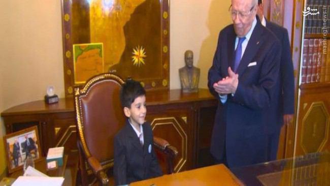 عکس/ کودک ۵ ساله، رئیس جمهور شد