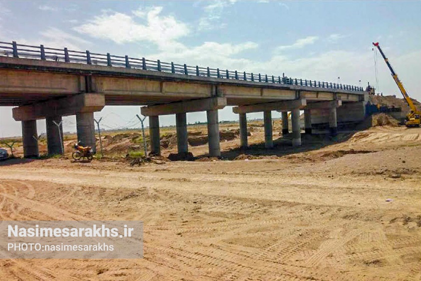 انتظار برای بهره‌برداری پل «سرخس – سرخس» ۱۸ ماهه شد!/ کارشکنی‌های ترکمنستان در مسیر توسعه ترانزیت کامیونی از مرز سرخس