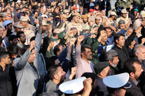 راهپیمایی مردم انقلابی سرخس در محکومیت ترور سردار سلیمانی