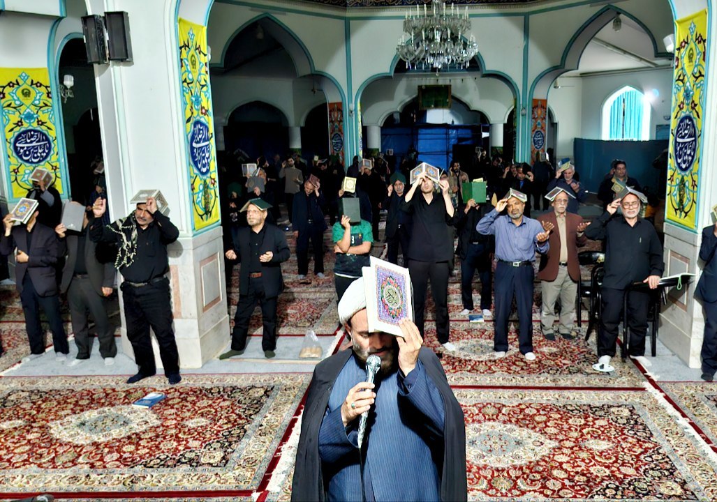 فیلم؛ احیای شب بیست و یکم ماه رمضان در سرخس
