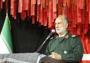 ملت ایران با تکیه بر ایمان و وحدت توطئه‌های دشمن را خنثی کردند