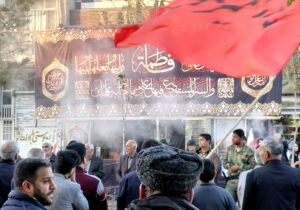 فیلم؛ مراسم دستهروی روز شهادت حضرت فاطمه زهرا (س) در سرخس