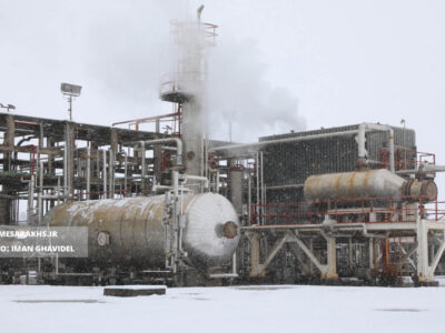 تولید پایدار گاز زیر برف زمستان در پالایشگاه شهید هاشمی‌نژاد سرخس