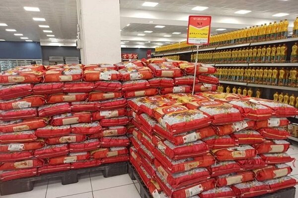آغاز توزیع ۲۰ تن برنج تنظیم بازار در سرخس آغاز توزیع ۲۰ تن برنج تنظیم بازار در سرخس