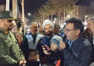 فیلم؛ تقدیر از حافظان امنیت توسط مردم سرخس