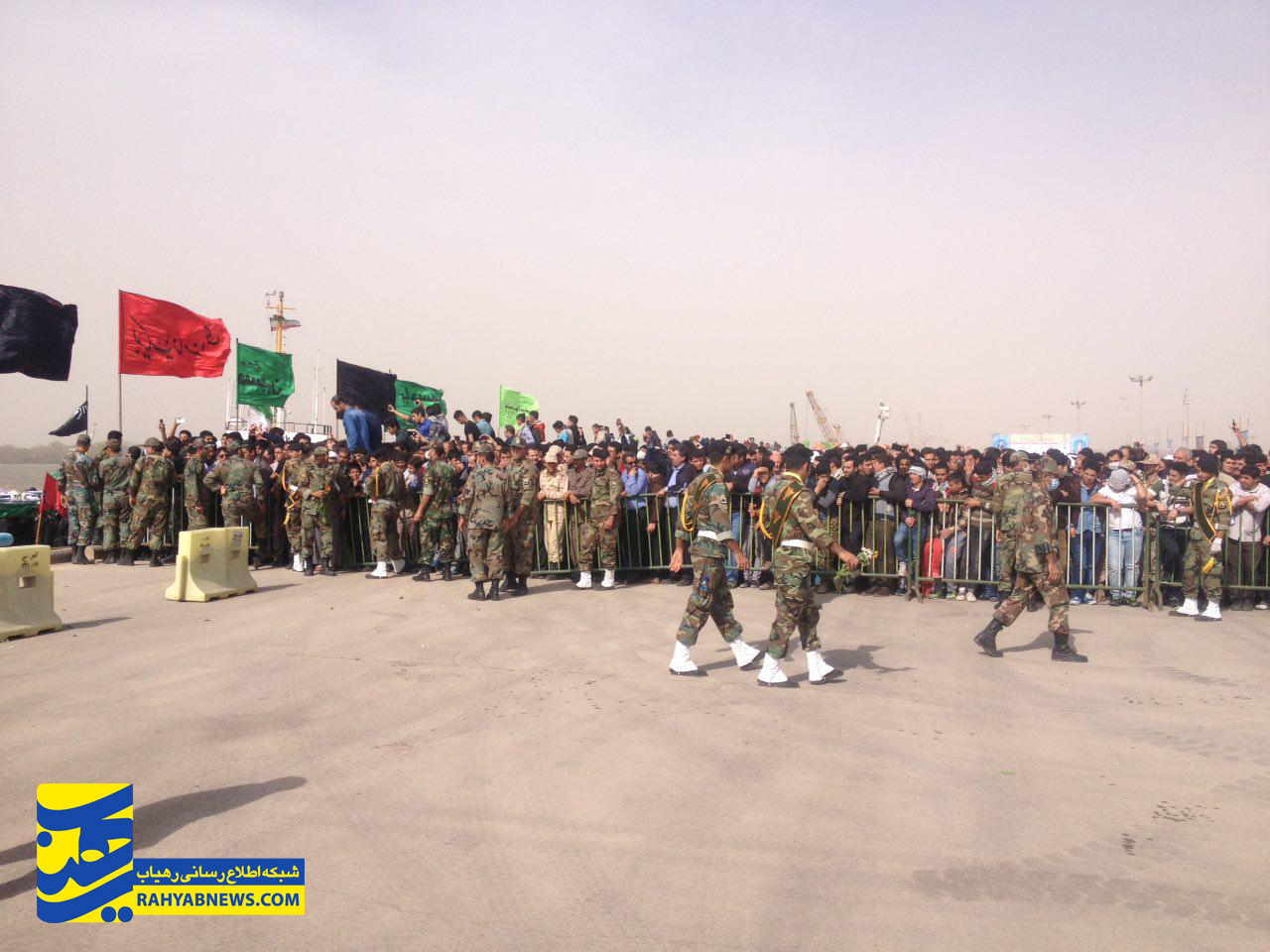 ورود پیکر ۶۸ شهید دفاع مقدس به خاک ایران+تصاویر