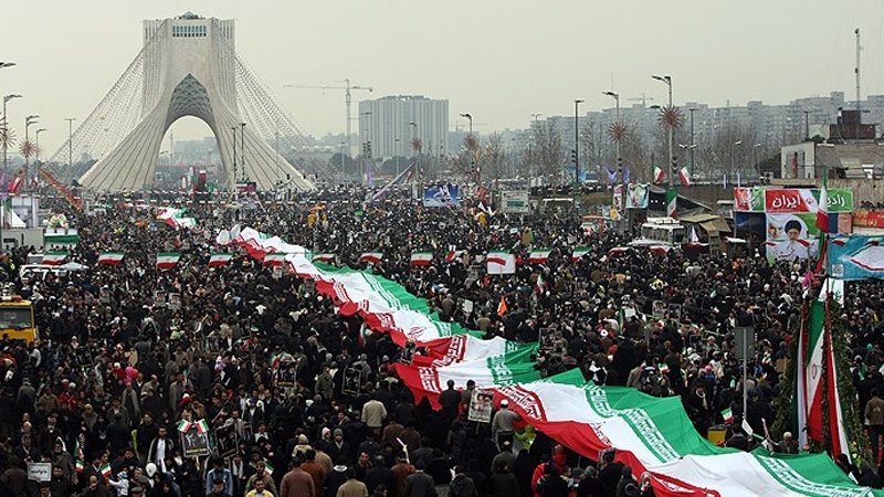 صدور انقلاب، حفظ استقلال و عزت ملی مهمترین دستاورد انقلاب اسلامی