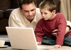 آنچه که والدین باید درباره حضور فرزندانشان در فضای مجازی بدانند