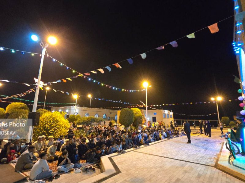جشن میلاد امام هشتم در مجتمع رفاهی امام رضا (ع) سرخس
